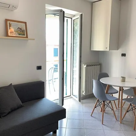 Ferienwohnung Fuer 4 Personen Ca 40 Qm In Levanto, Italienische Riviera Italienische Westkueste - B60747 Levanto
